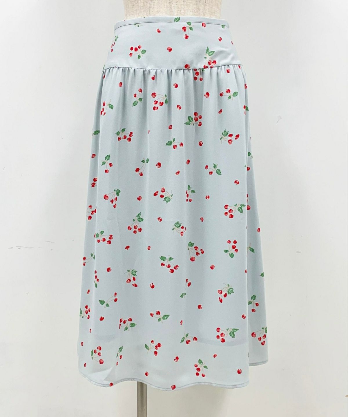 着用トルソーサイズ：B80, W60, H86 (Mサイズ着用）