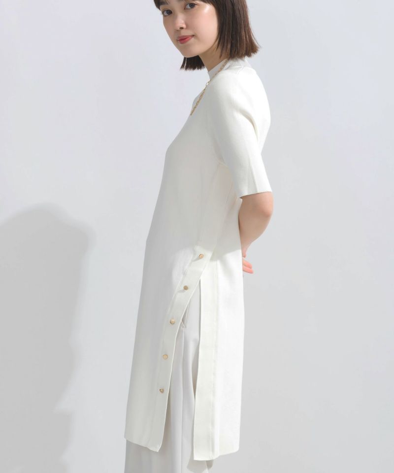 model：162cm　着用サイズ：M　オフホワイト