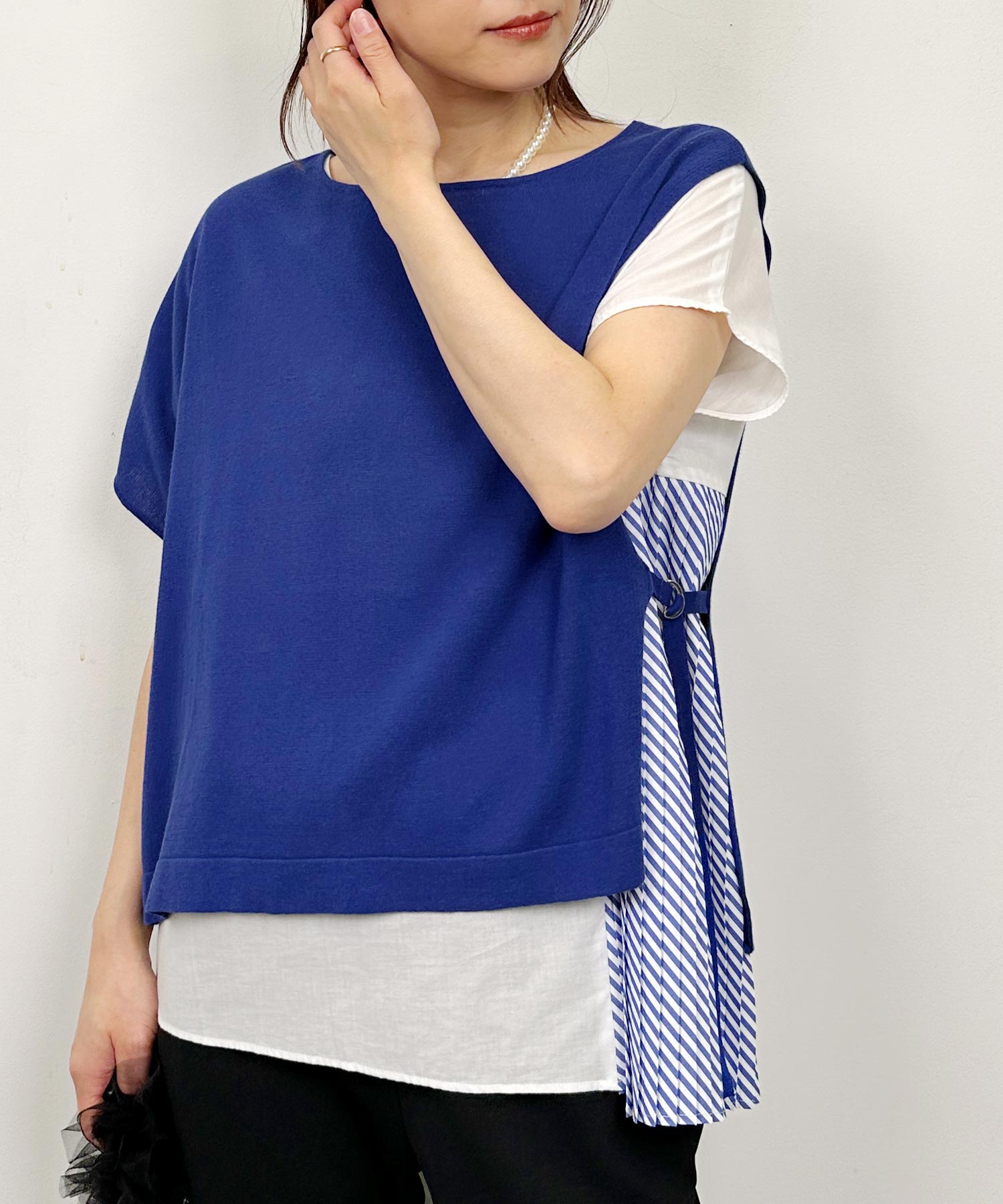 model：H164　着用サイズ：M　オフホワイト