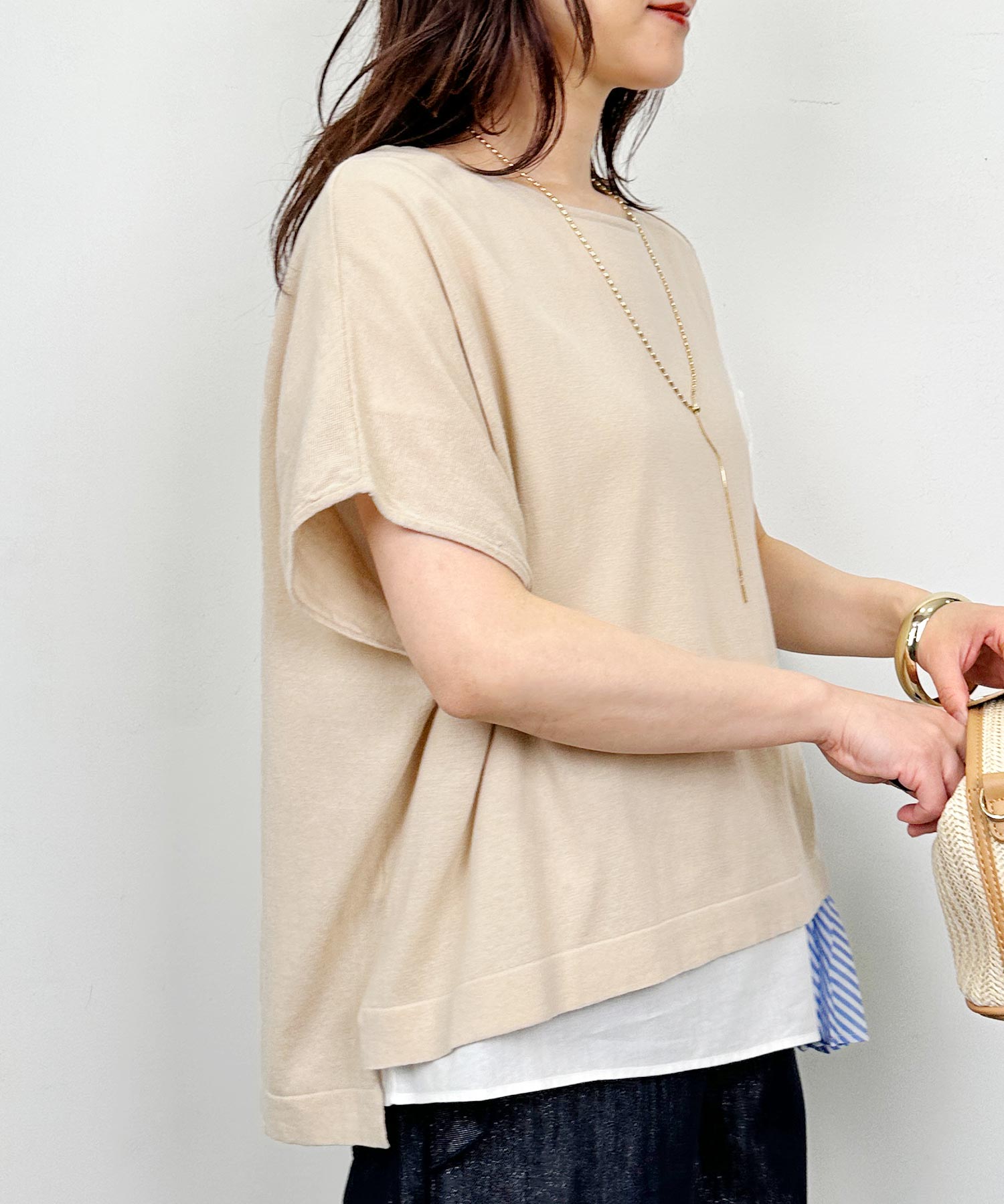 model：H164　着用サイズ：M　オフホワイト