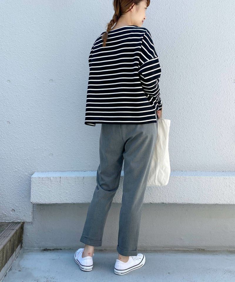 model：164cm　着用サイズ：M　グレー