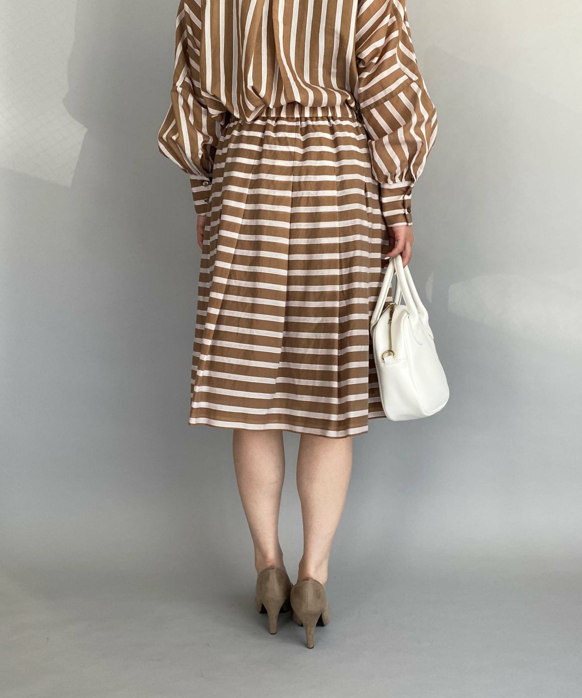 model：H164　着用サイズ：M　ブラウン　セットアップで