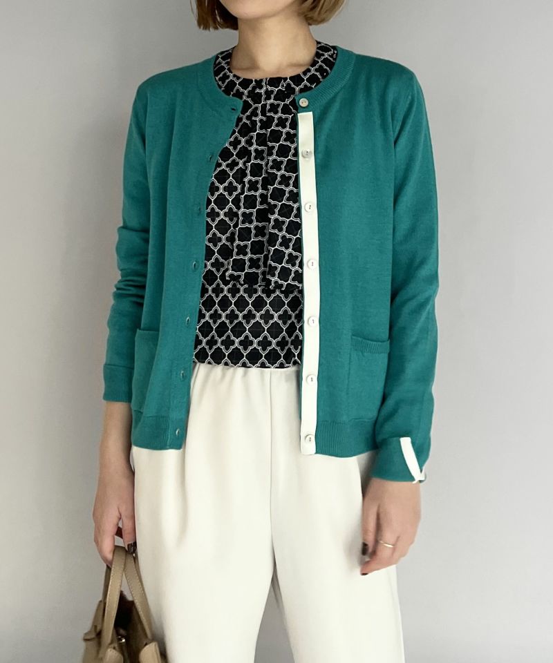 model：H164　着用サイズ：M　エメラルド