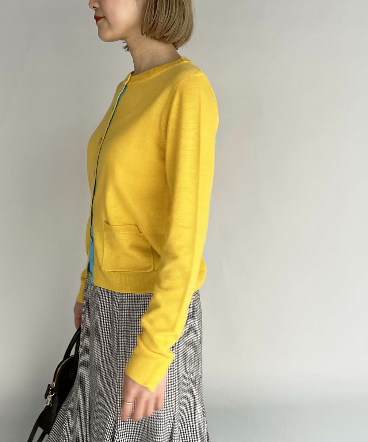 model：H164　着用サイズ：M　イエロー