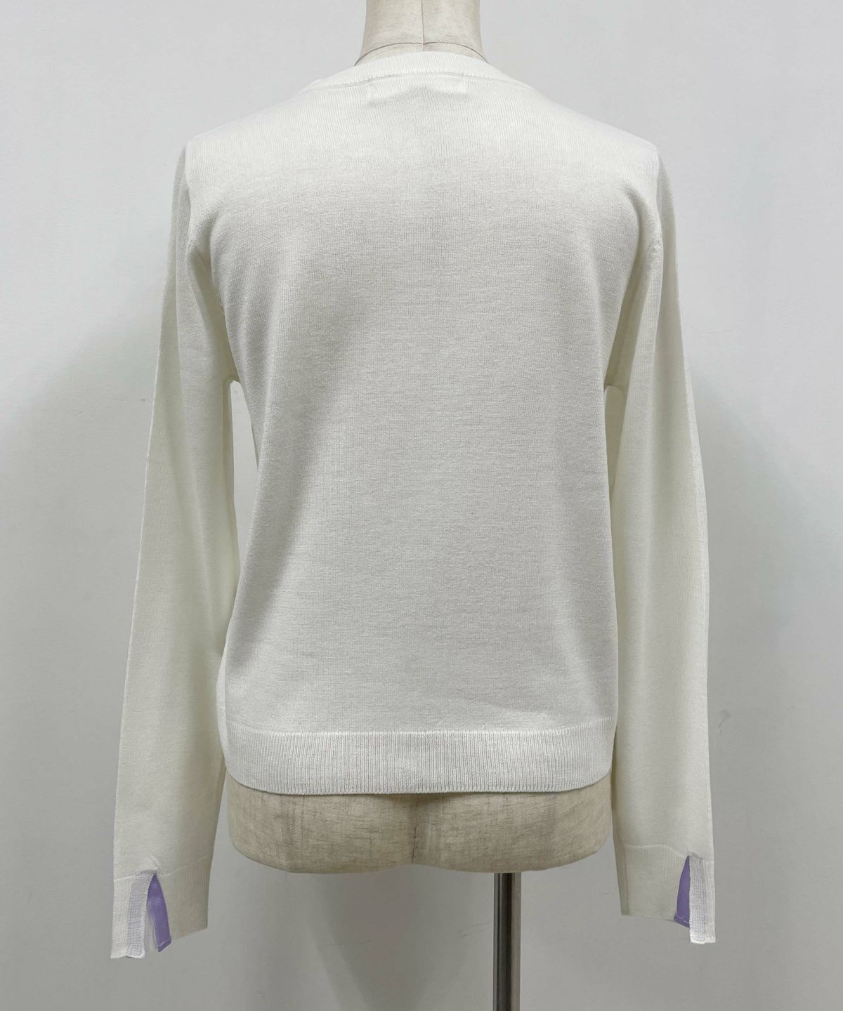 着用トルソーサイズ：B80, W60, H86 (Mサイズ着用）後ろ