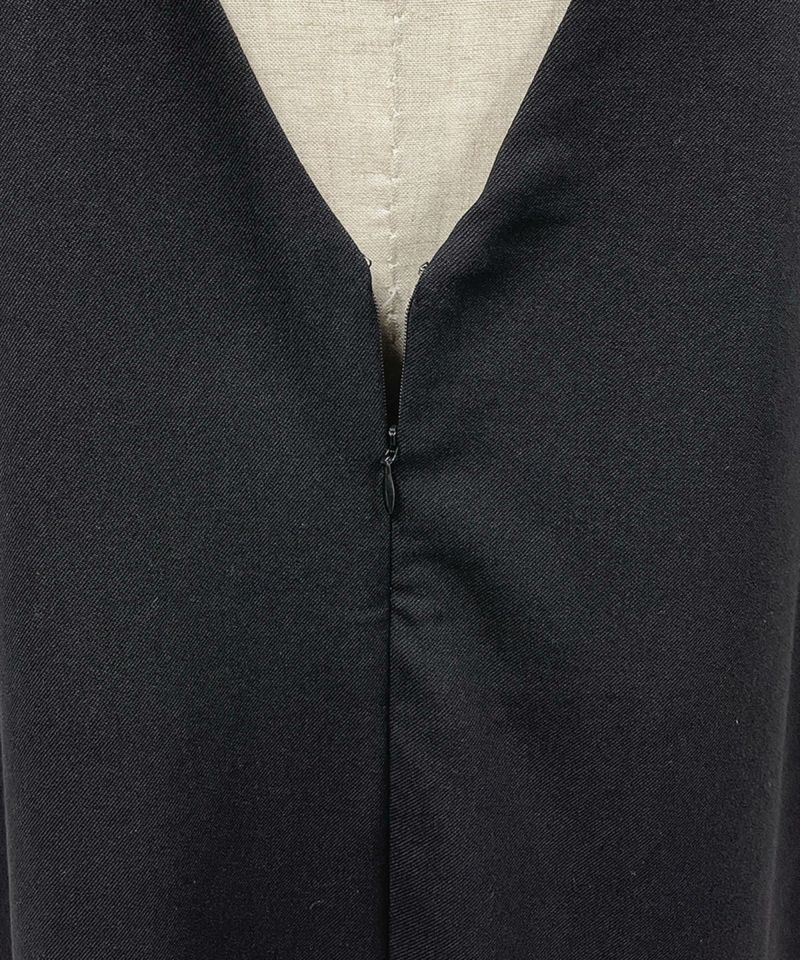 後ろホック・ファスナー