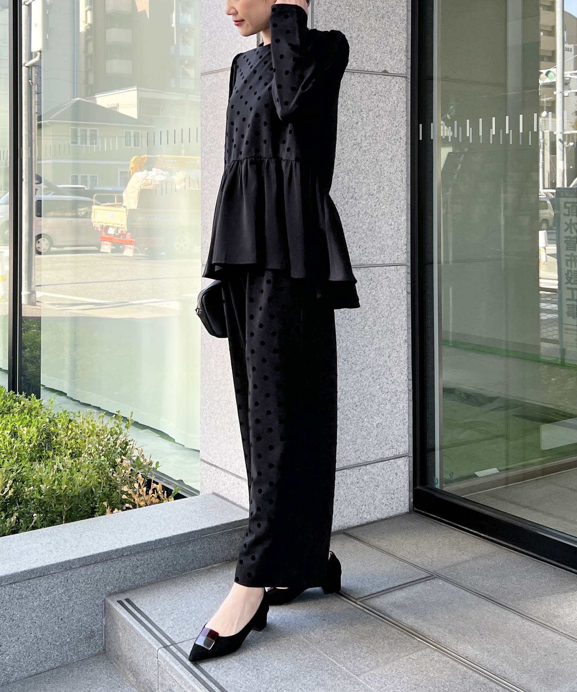 model：H164　着用サイズ：M　ブラック　セットアップで（TOPS：900090）