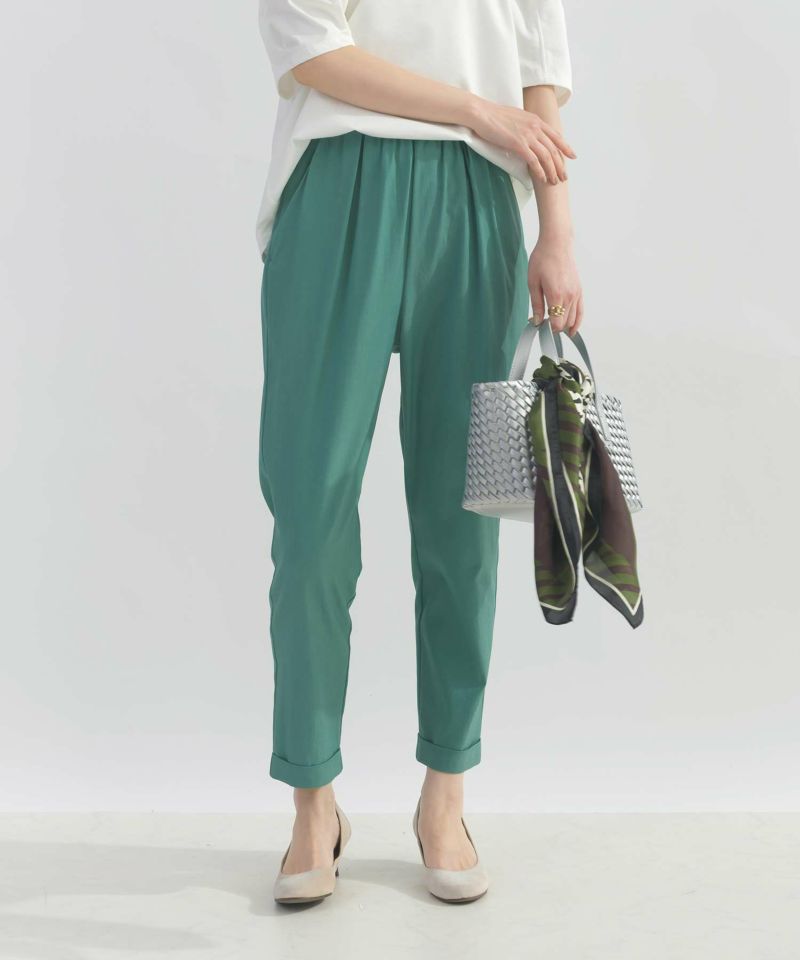 model：H162　着用サイズ：M　グリーン