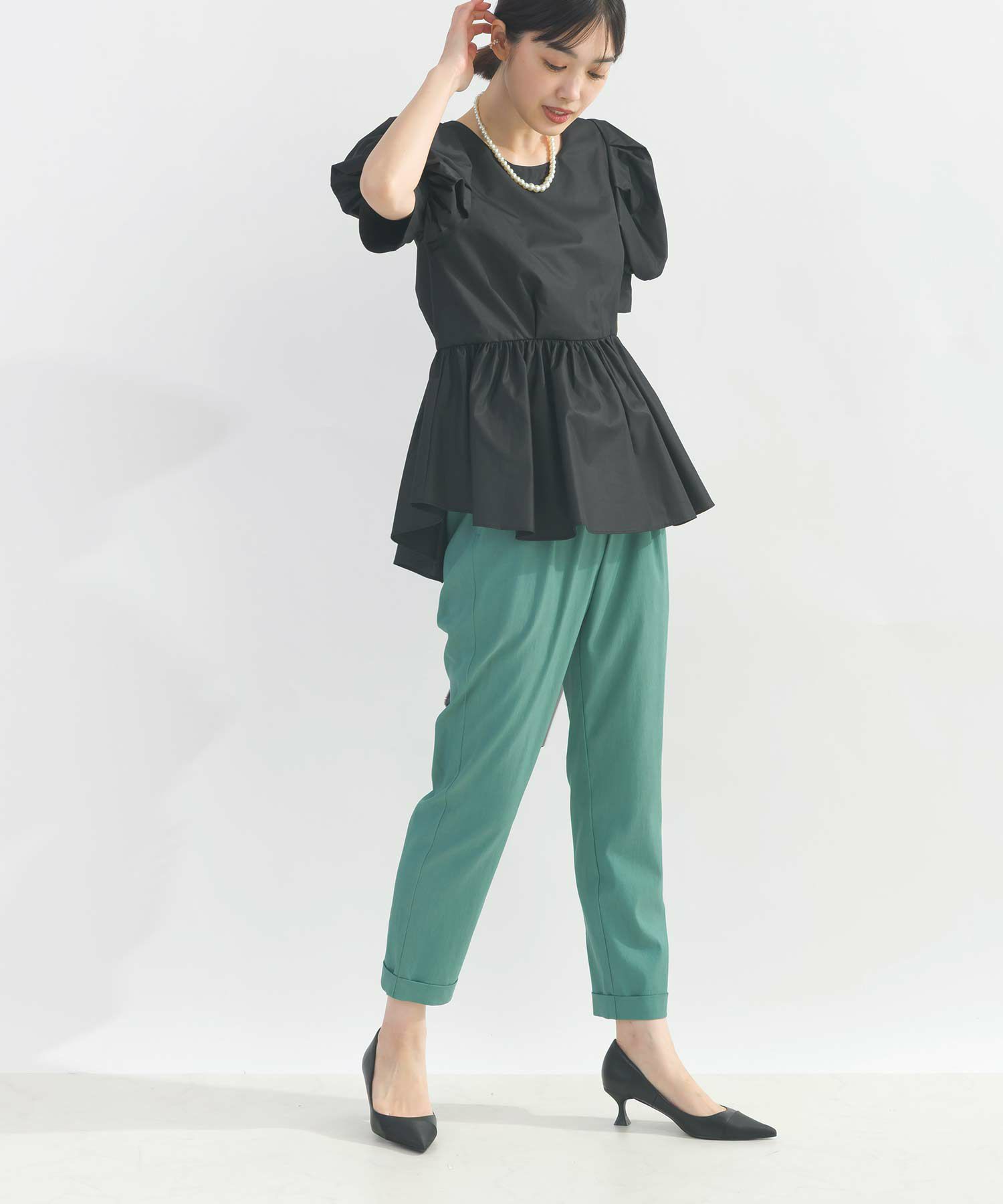 model：H162　着用サイズ：M　グリーン