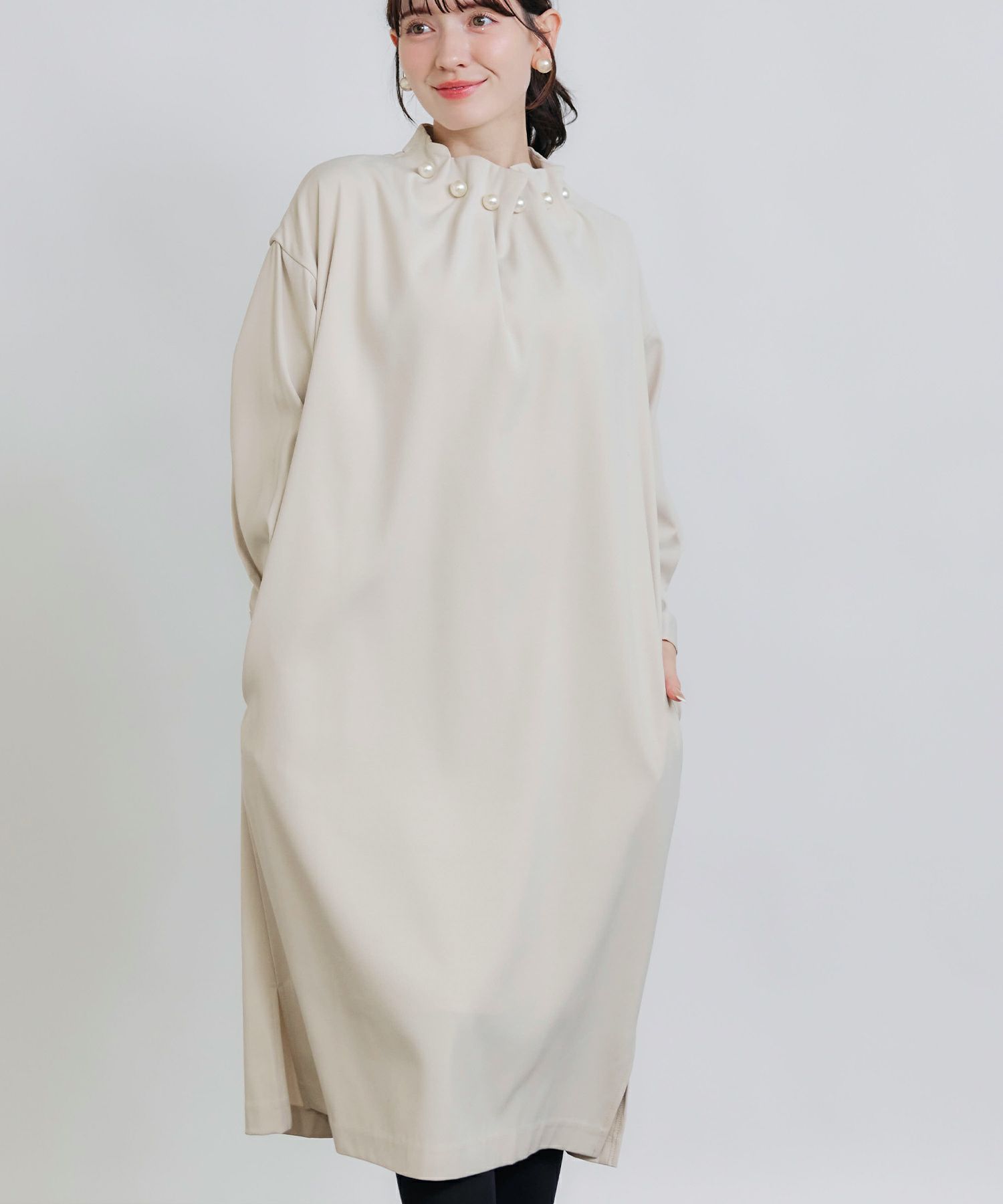 model：H155　着用サイズ：M　ベージュ