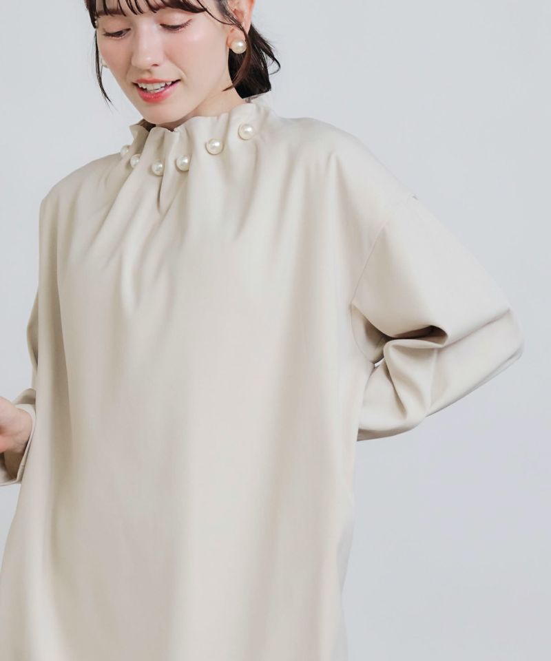 model：H155　着用サイズ：M　ベージュ