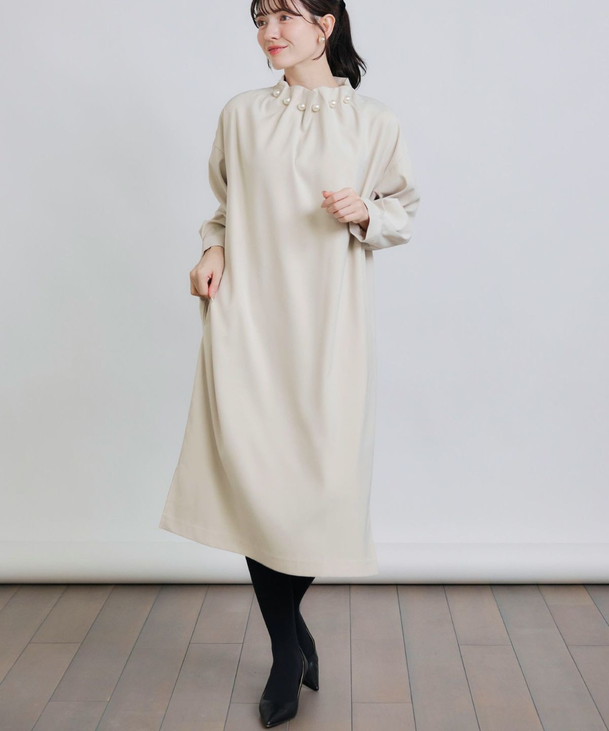 model：H155　着用サイズ：M　ベージュ