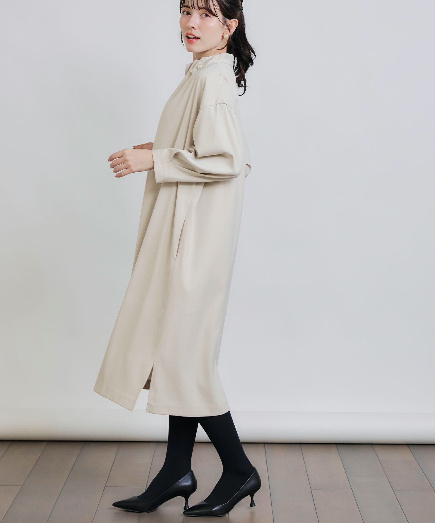 model：H155　着用サイズ：M　ベージュ