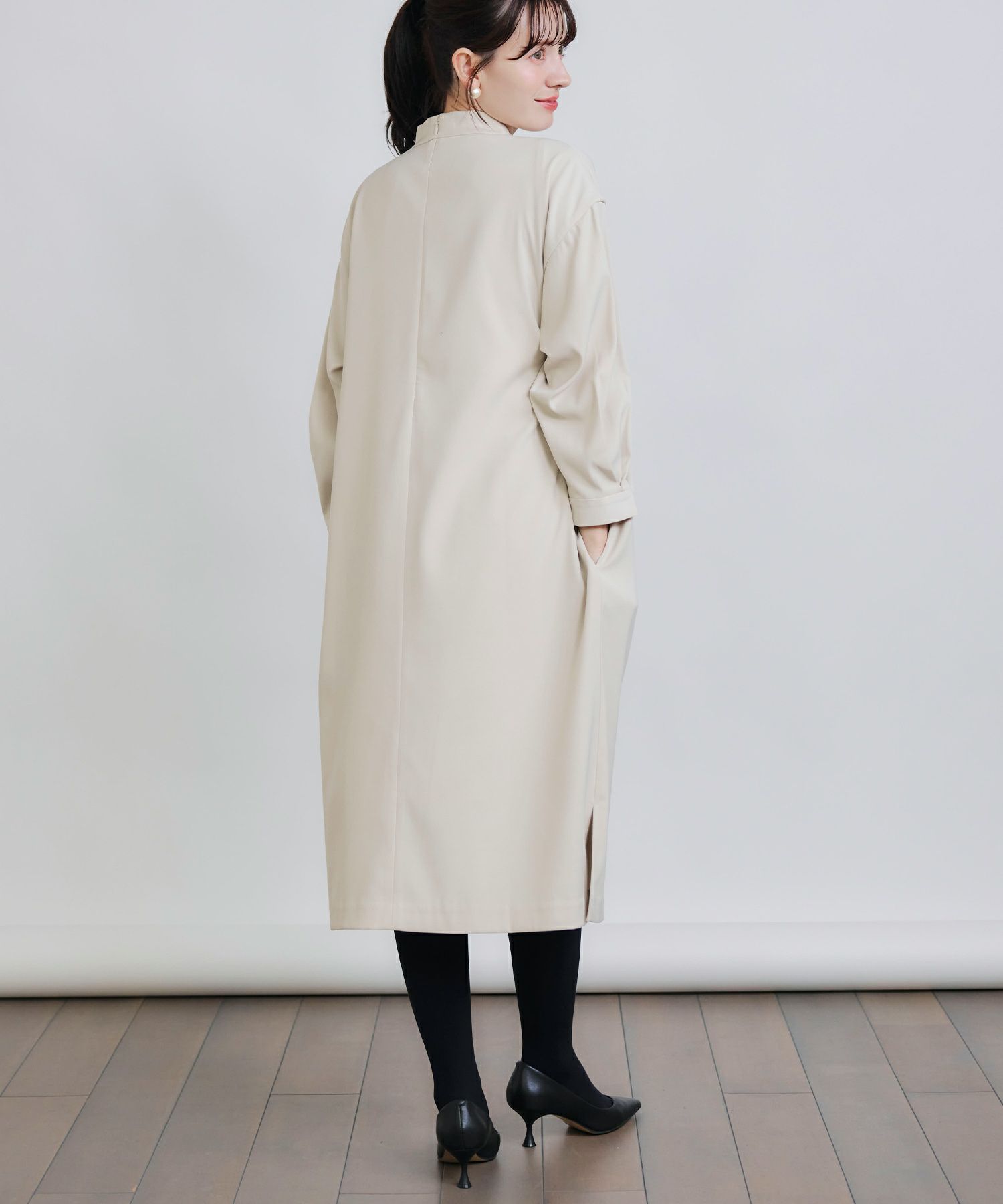 model：H155　着用サイズ：M　ベージュ