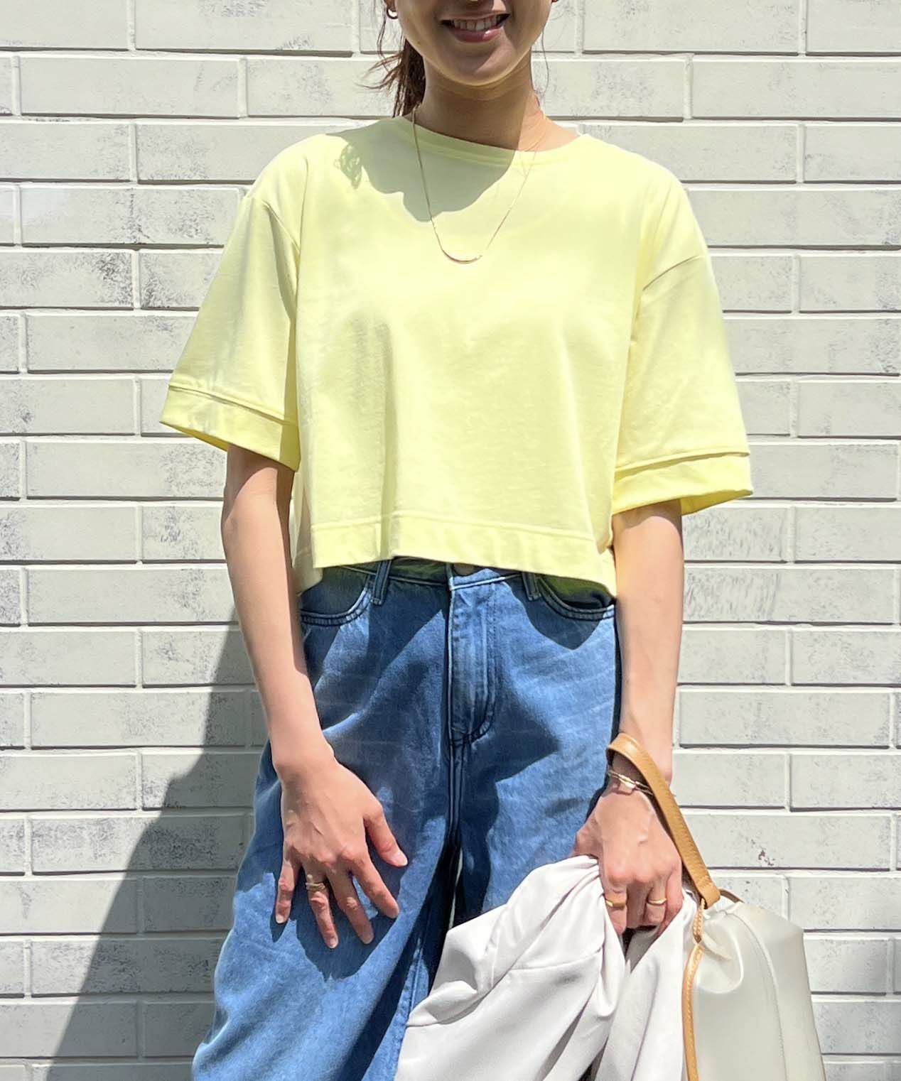 model：H162　着用サイズ：M　イエロー