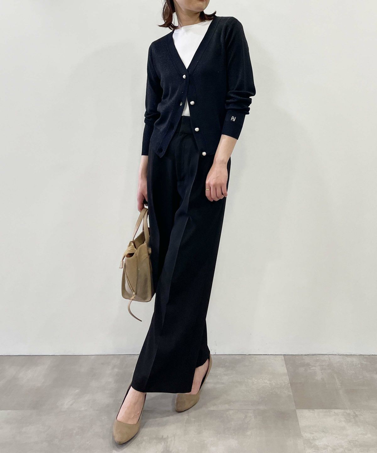 model：H164　着用サイズ：M　ブラック