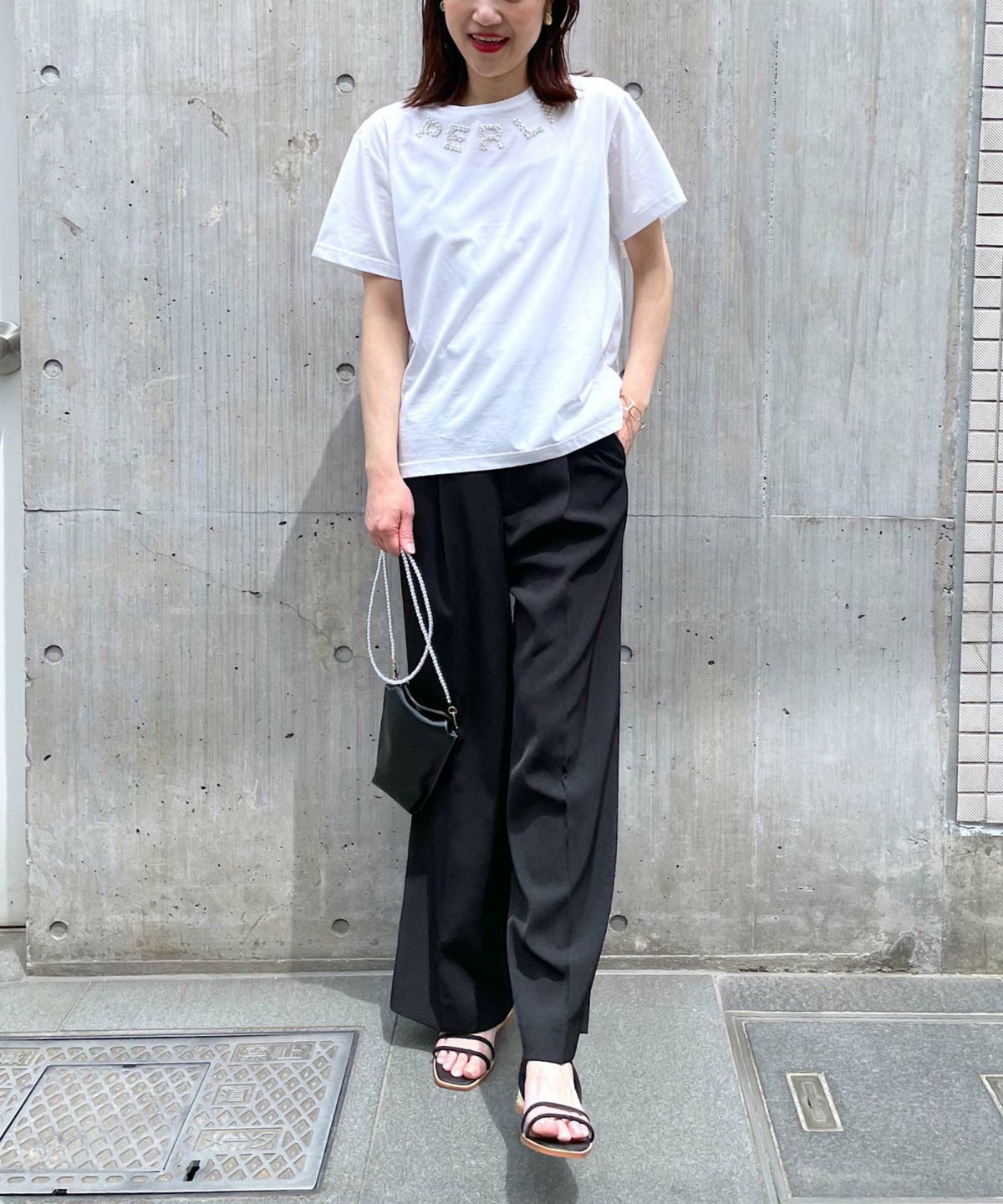 model：H164　着用サイズ：M　オフホワイト