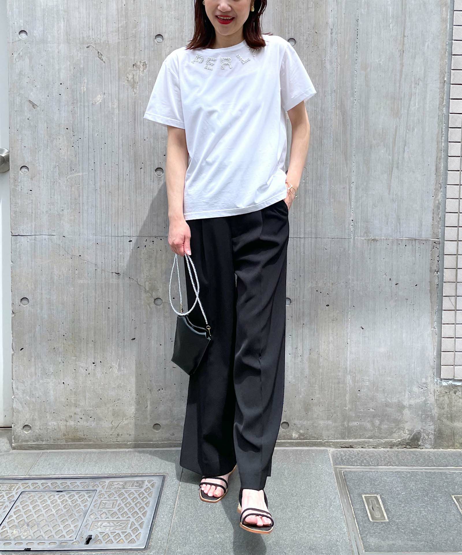 model：H164　着用サイズ：M　オフホワイト