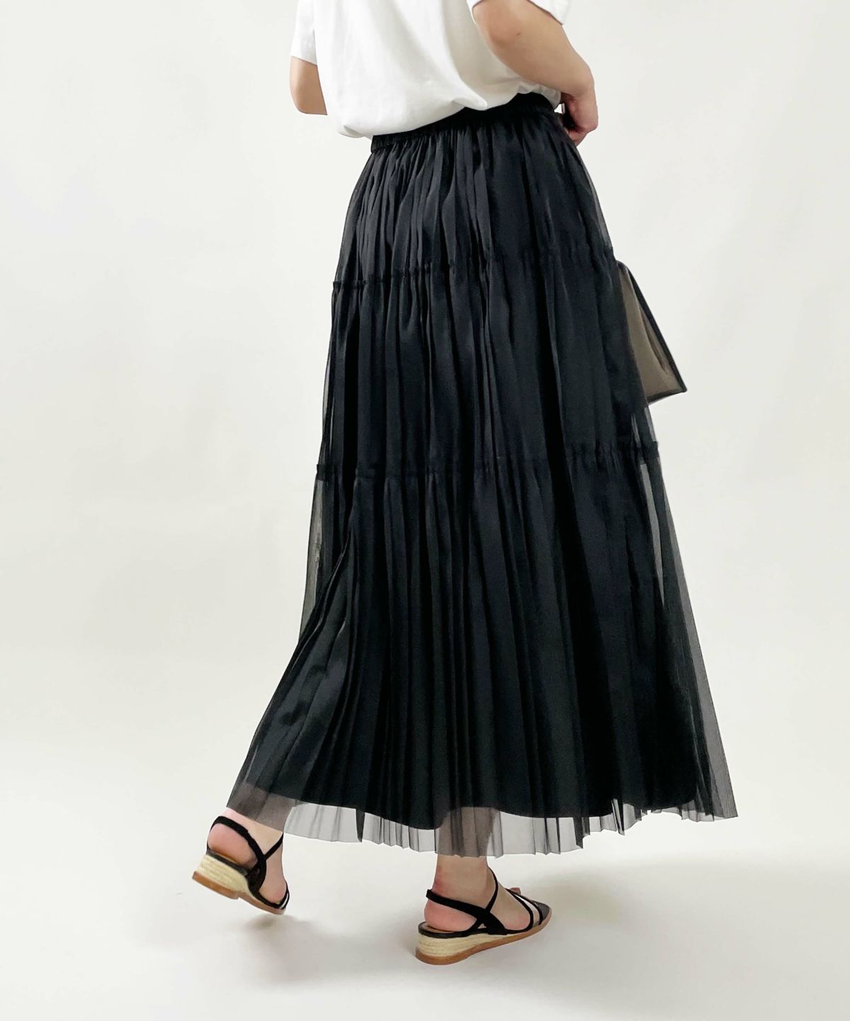 model：H164　着用サイズ：M　ブラック