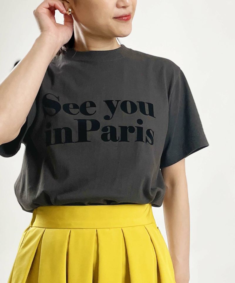 フロッキーロゴプリントTシャツ”See you in Paris