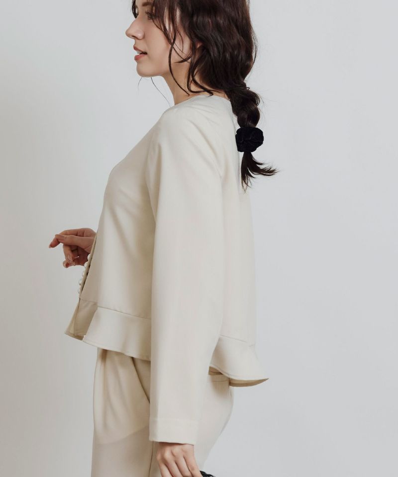 model：H155　着用サイズ：M　アイボリー