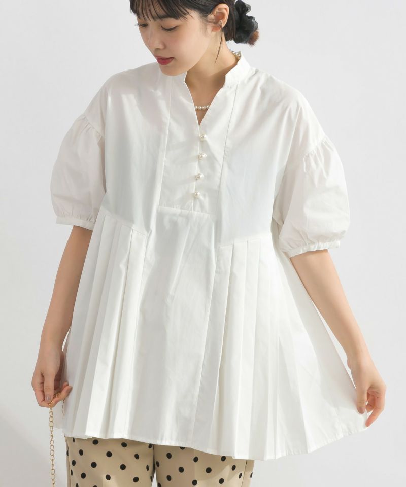 model：H162　着用サイズ：M　オフホワイト