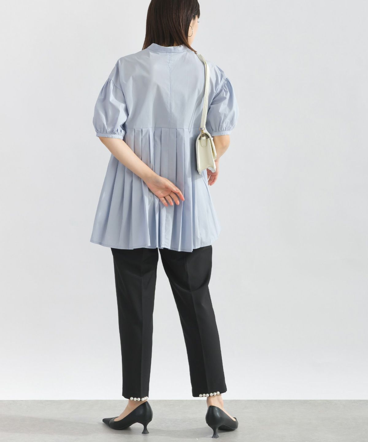 model：H162　着用サイズ：M　サックスブルー