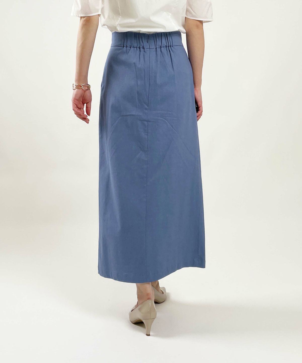 model：H164　着用サイズ：M　ブルー