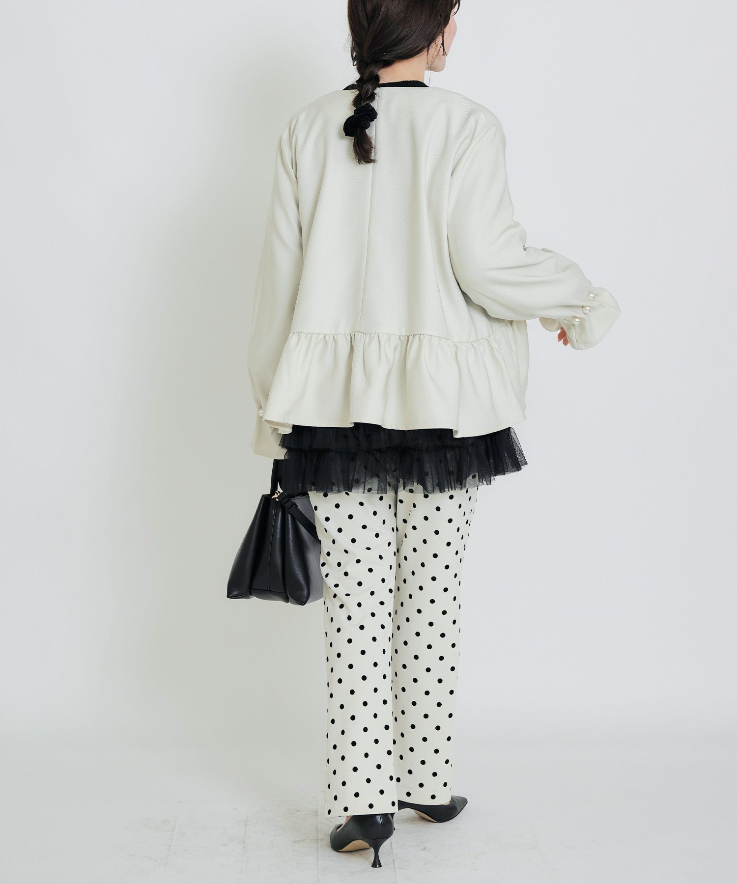 model：H155　着用サイズ：M　アイボリー