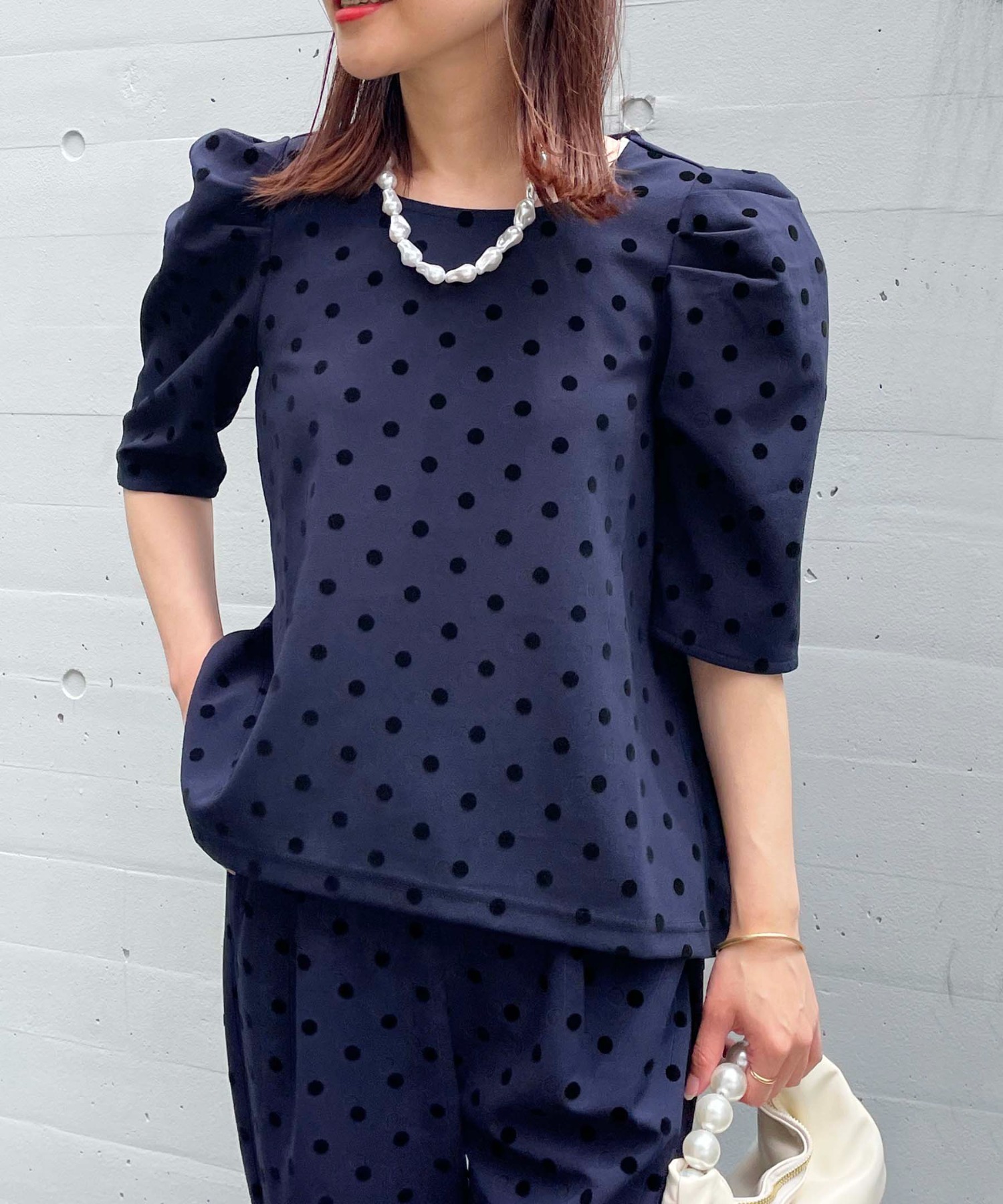 model：H164　着用サイズ：M　ブラック