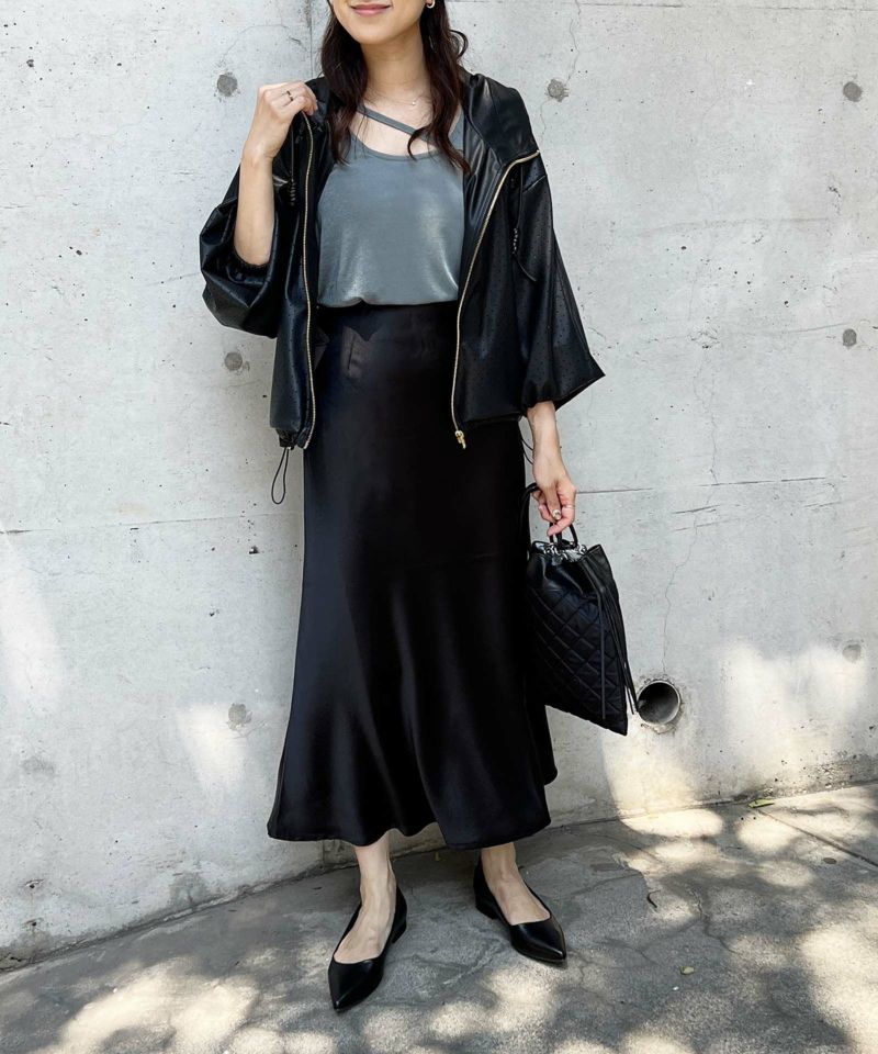 model：H162　着用サイズ：M　ブラック