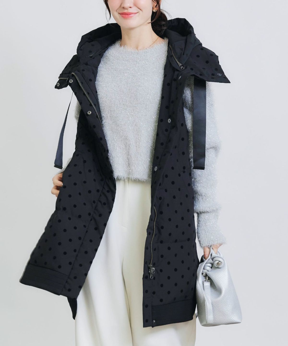 model：H155　着用サイズ：M　フードあり