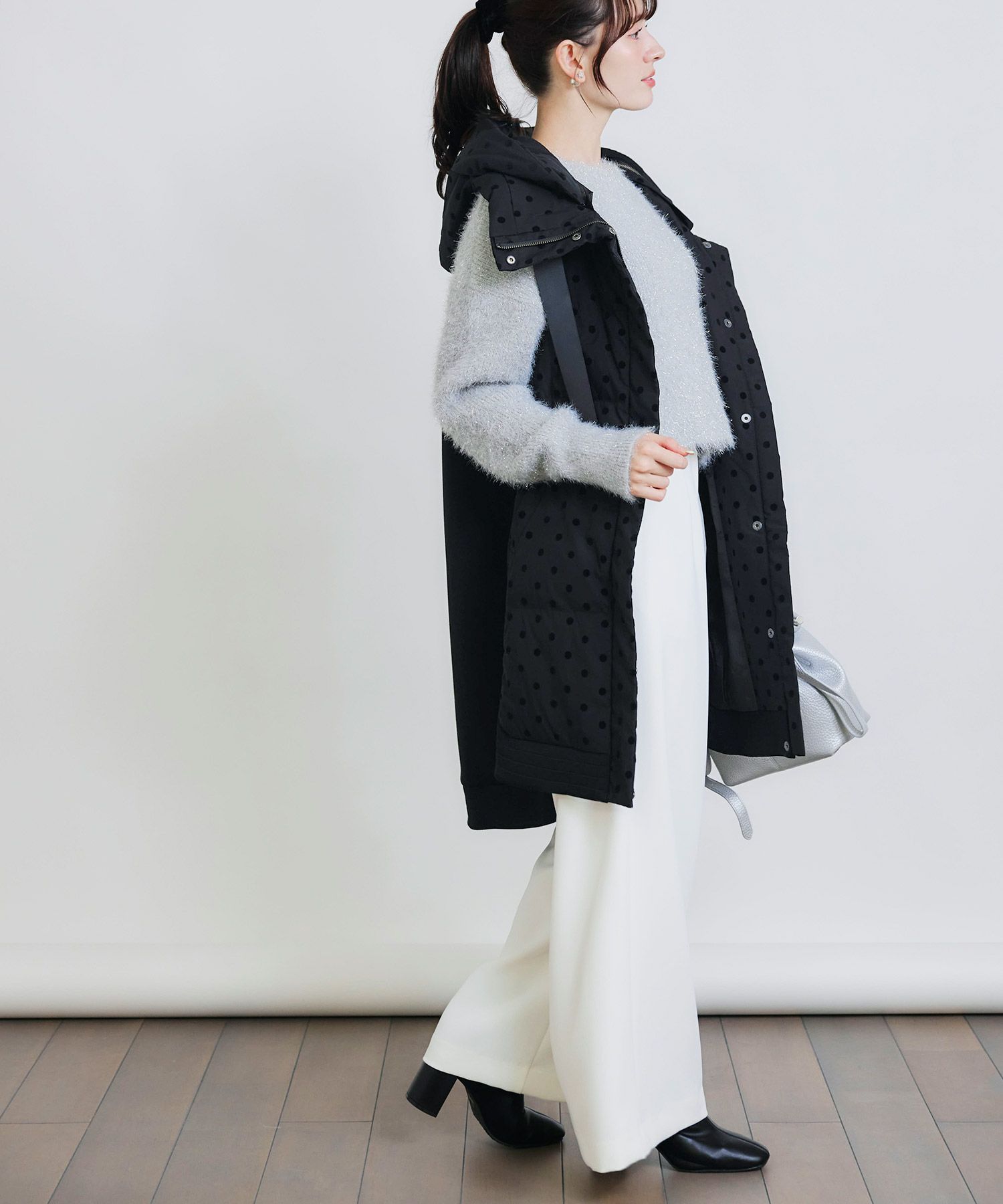 model：H155　着用サイズ：M　フードあり