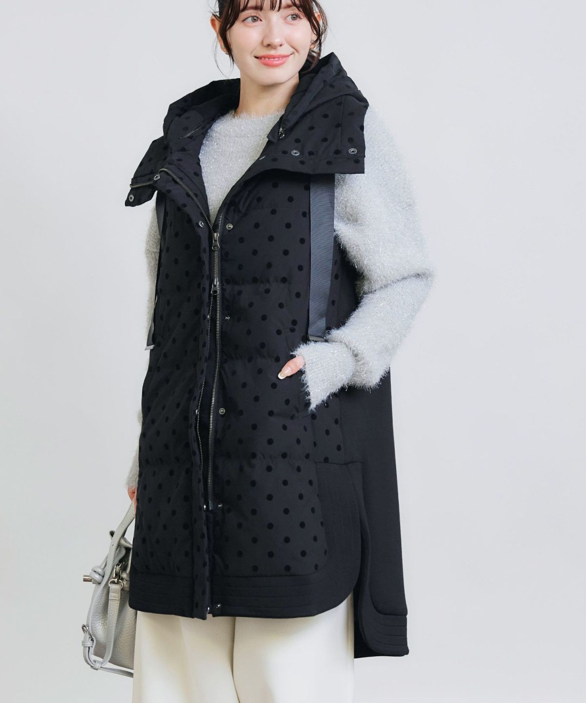 model：H155　着用サイズ：M　フードあり