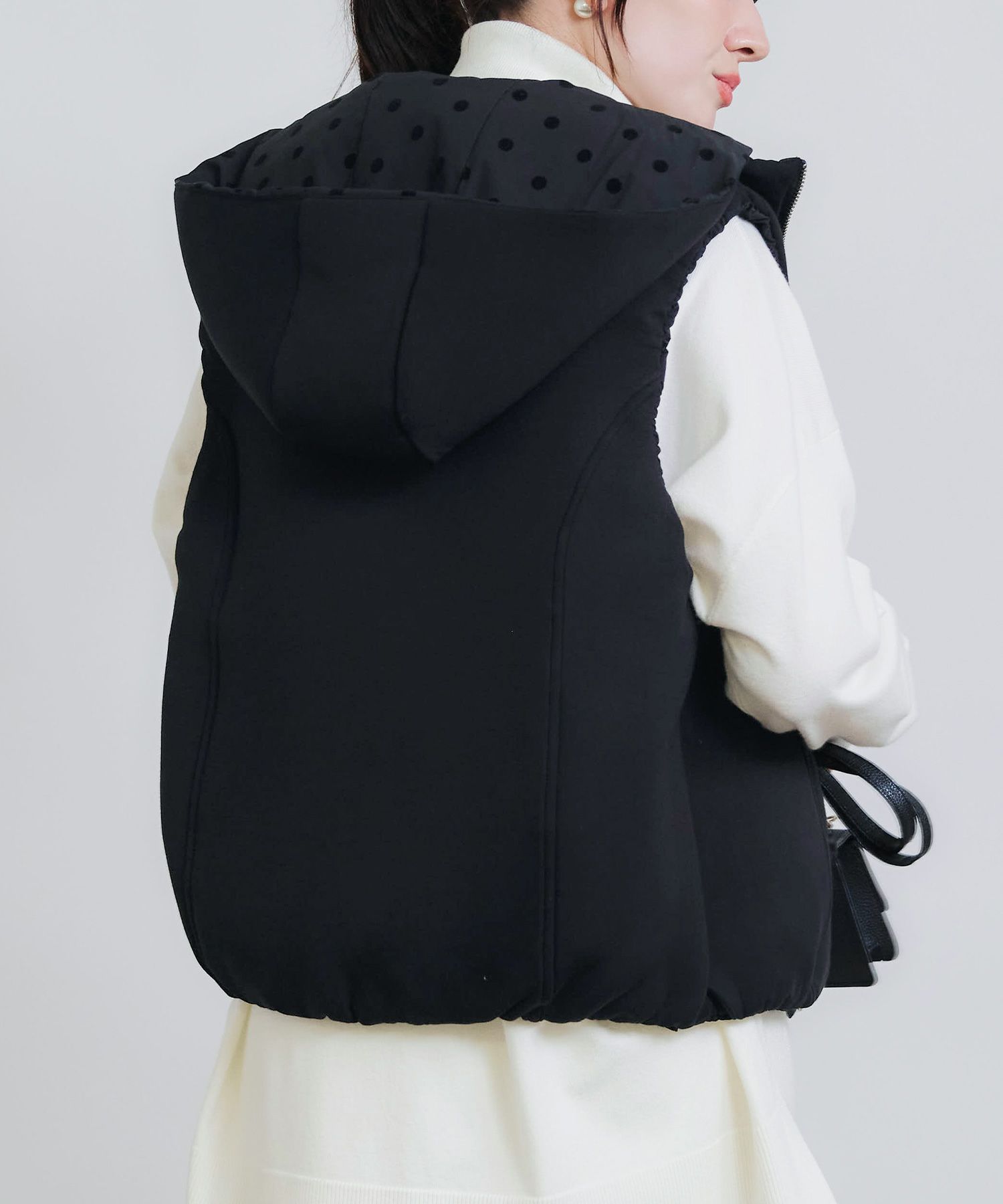 model：H155　着用サイズ：M　裏　フードあり