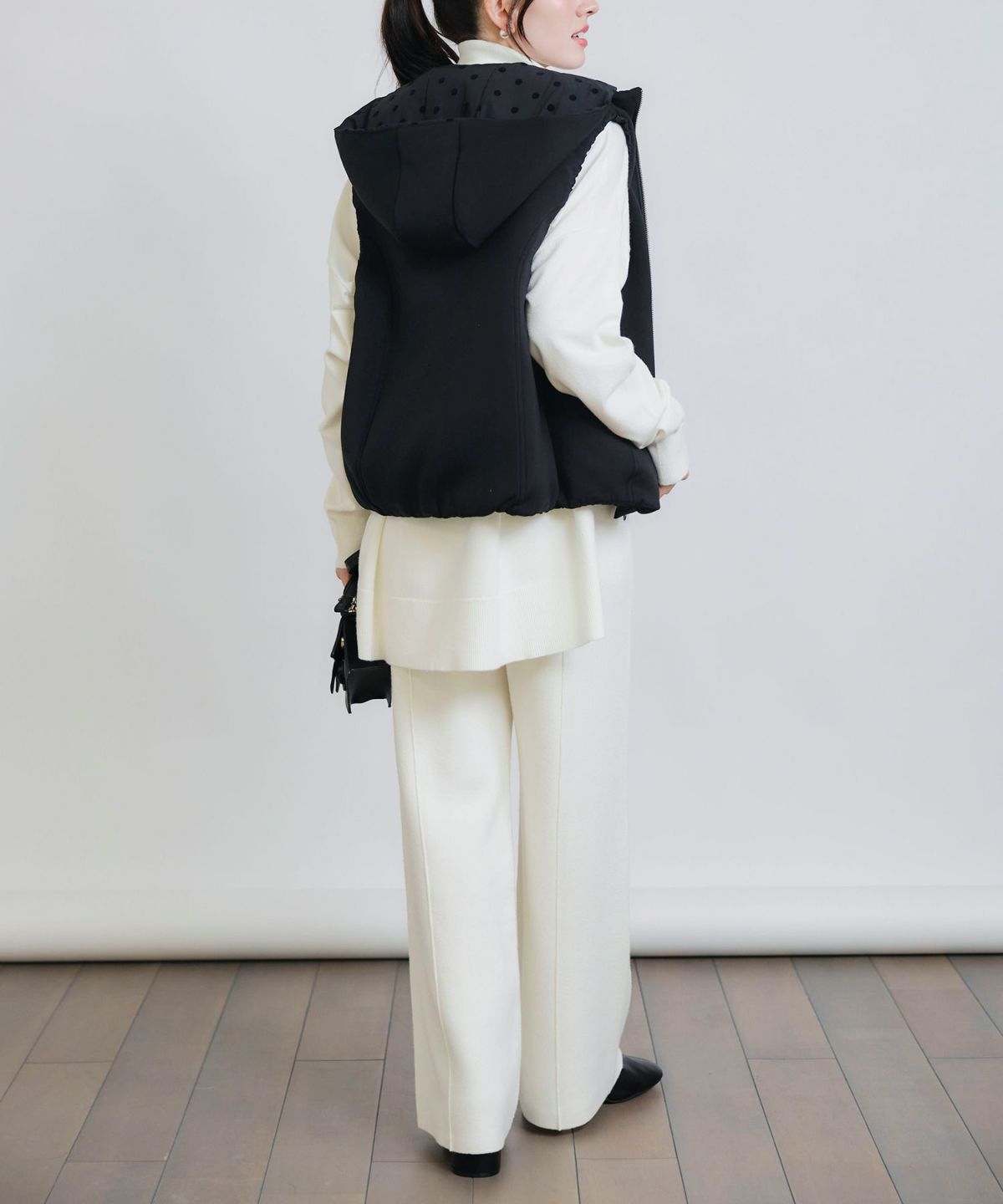 model：H155　着用サイズ：M　裏　フードあり