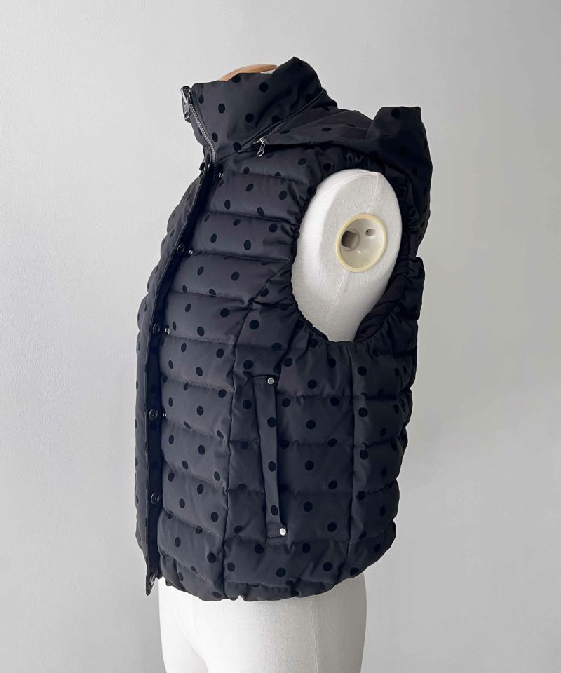 piccin ドットダウンリバーシブルベスト　新品 フロッキードットリバーシブルダウンベスト（ダウンベスト