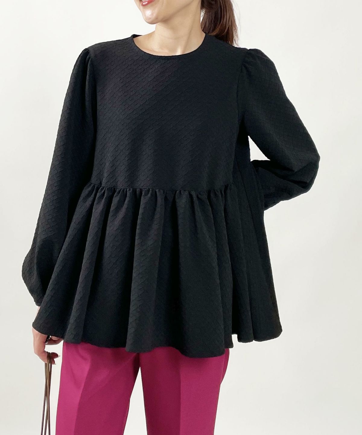 model：H164　着用サイズ：M　ブラック