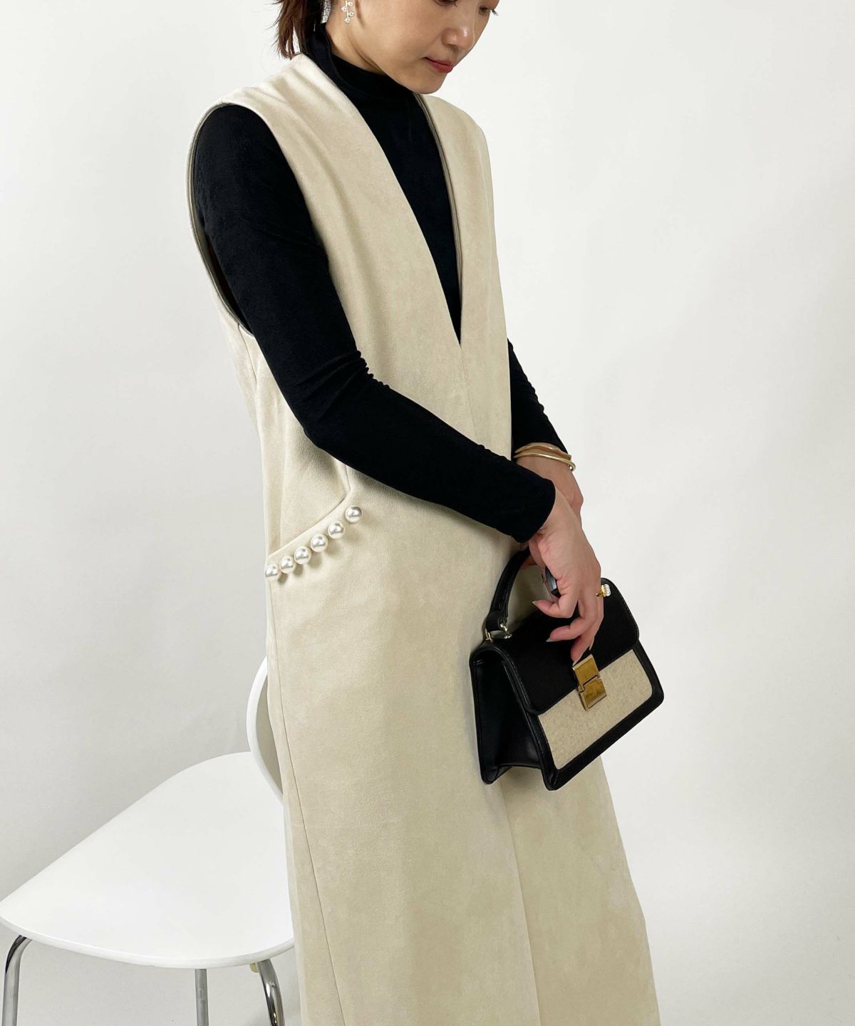 model：H164　着用サイズ：M　アイボリー