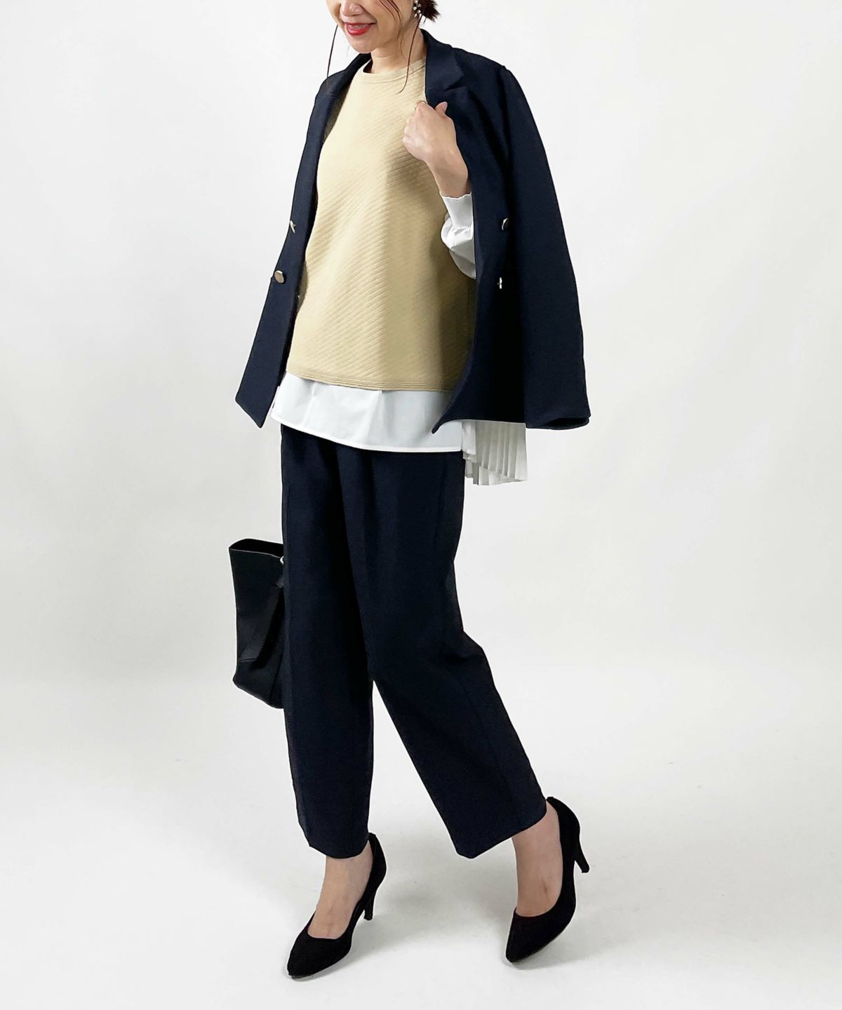 model：H164　着用サイズ：M　ネイビー　セットアップで