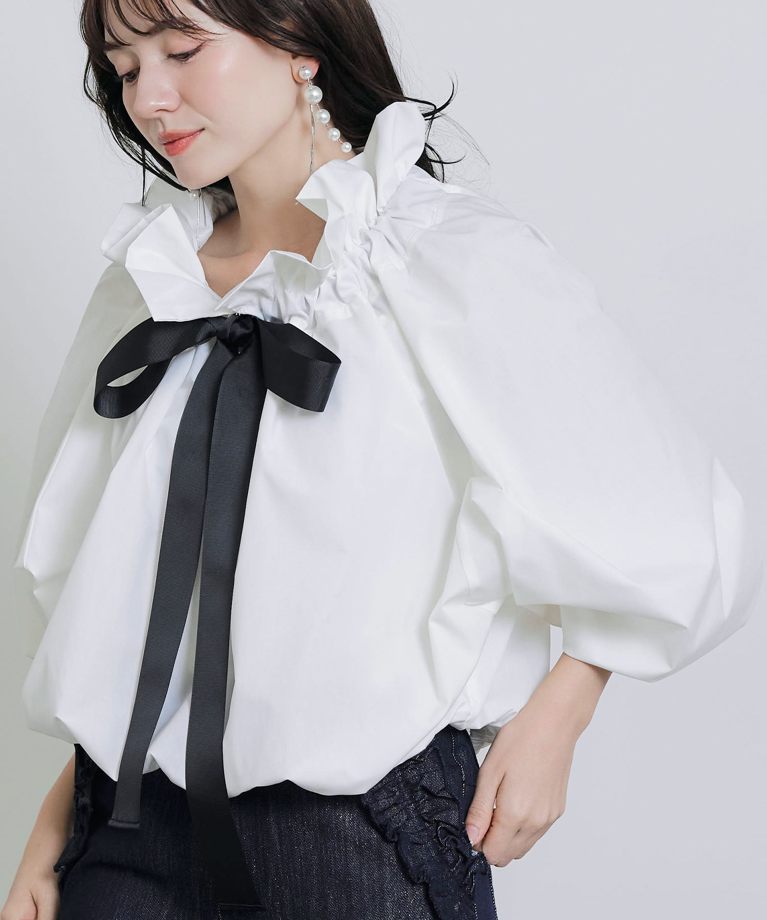 model：H155　着用サイズ：M　ホワイト系その他