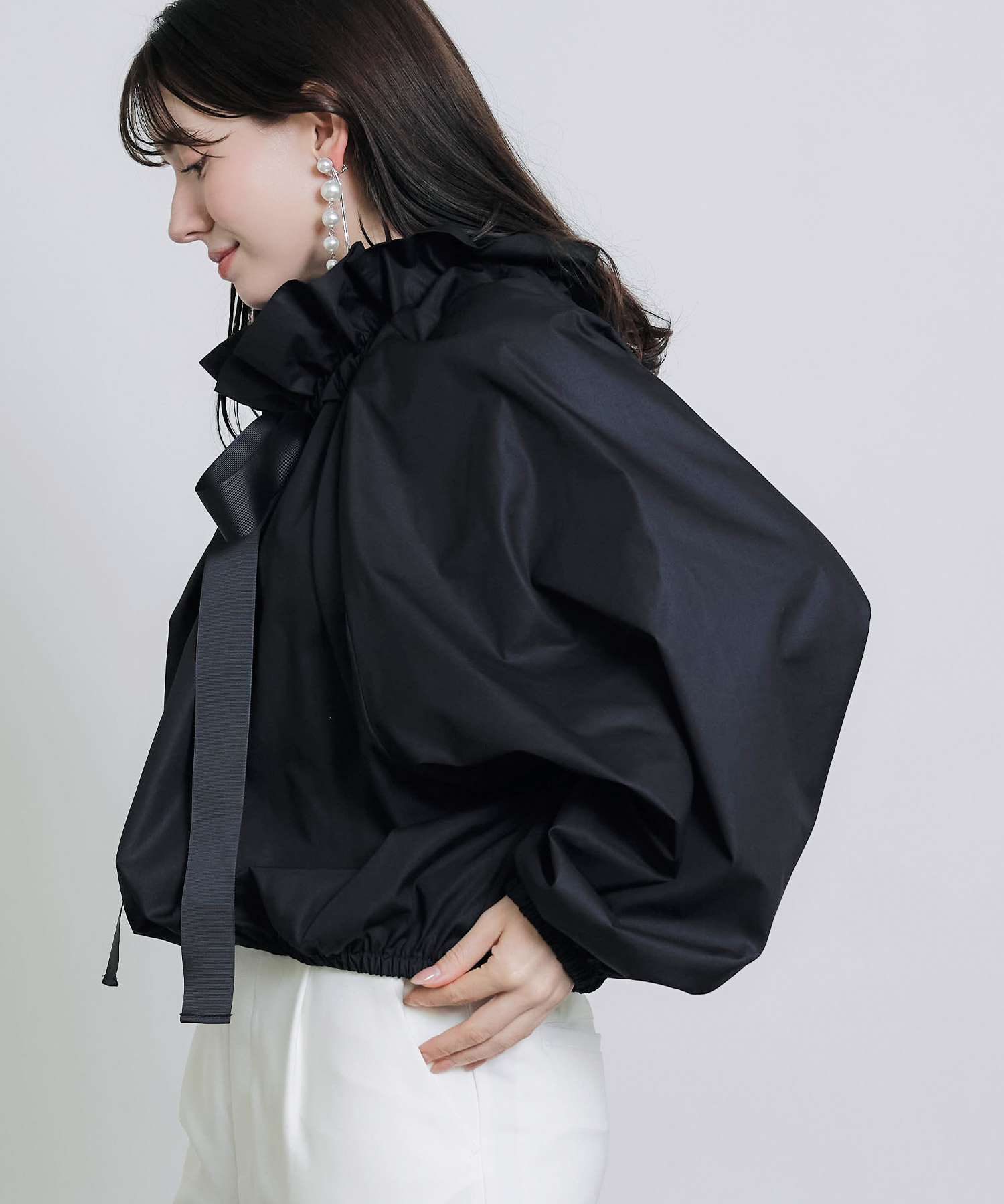 model：H155　着用サイズ：M　ブラック
