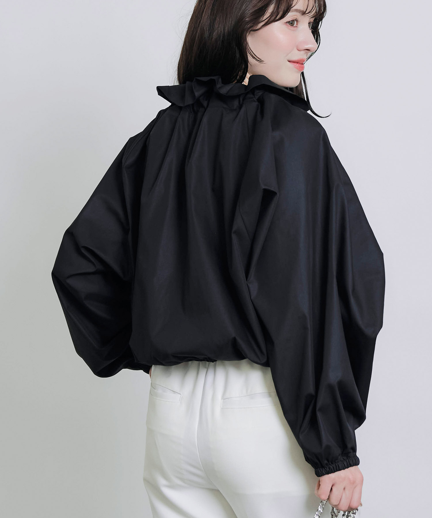 model：H155　着用サイズ：M　ブラック