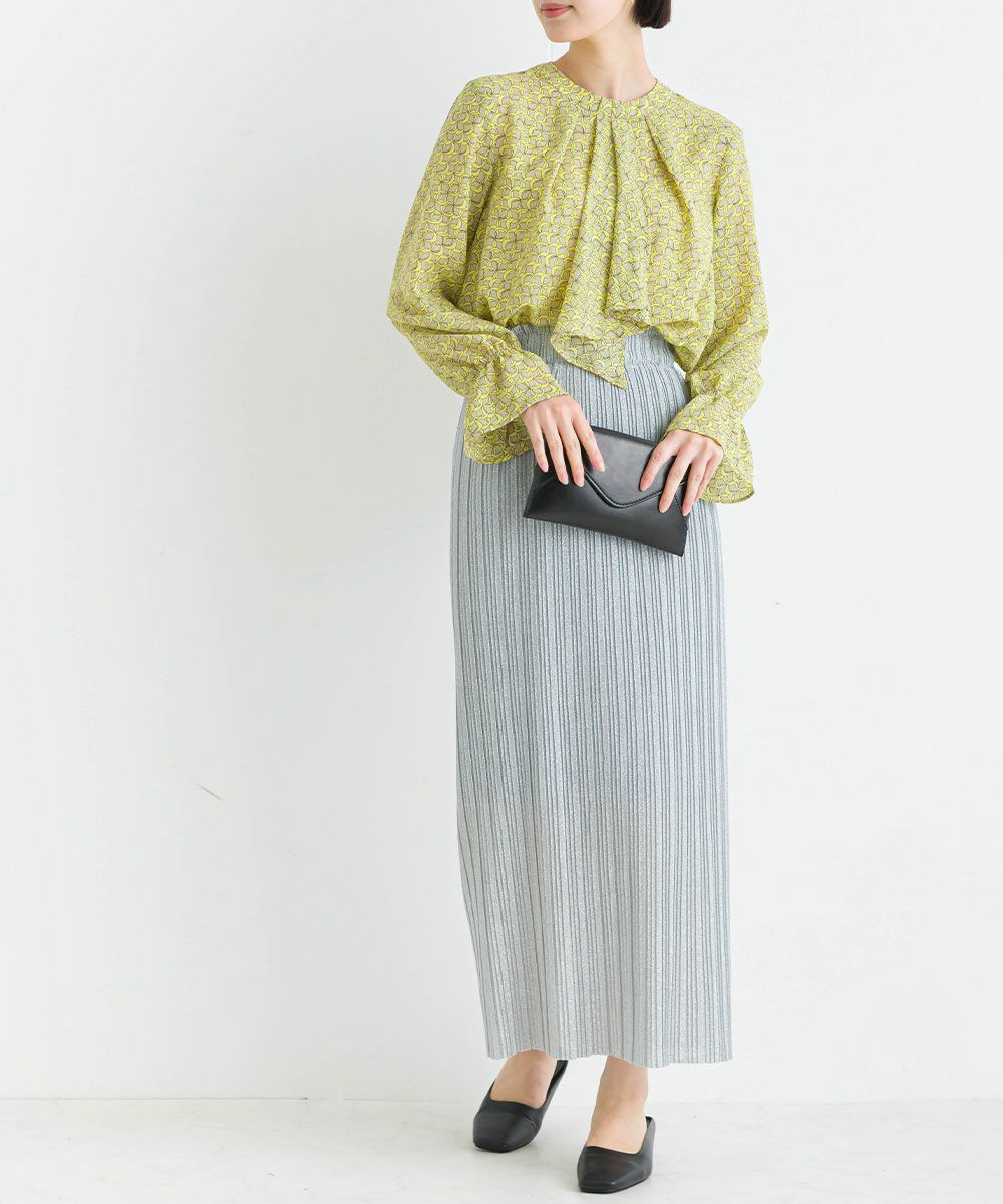 model：H162　着用サイズ：M　シルバー