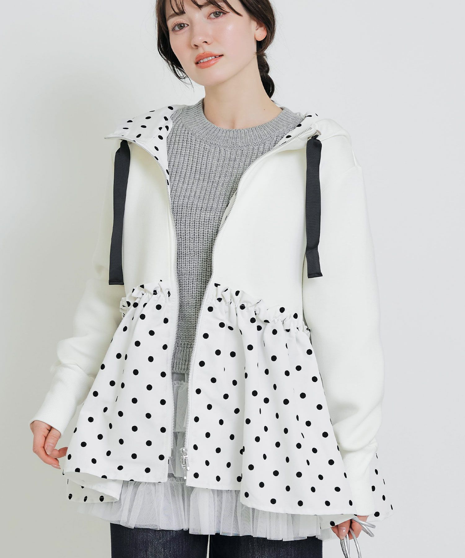 model：H155　着用サイズ：M　オフホワイト