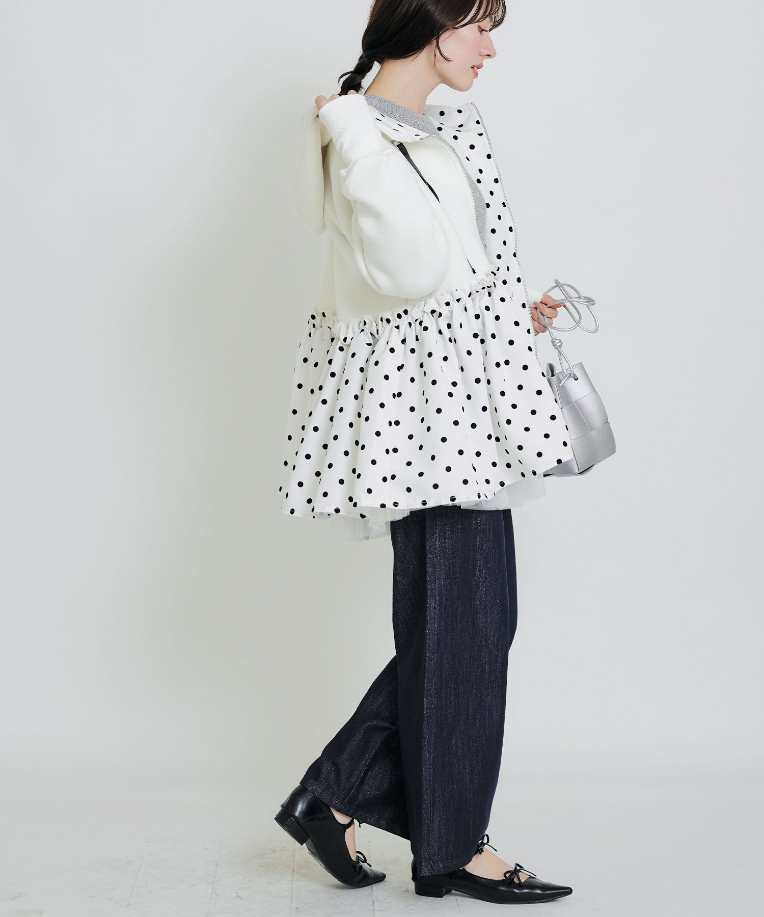 model：H155　着用サイズ：M　オフホワイト