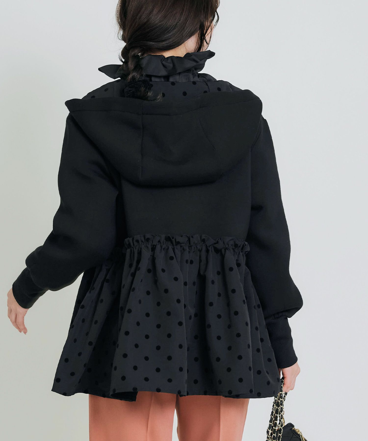 model：H155　着用サイズ：M　ブラック