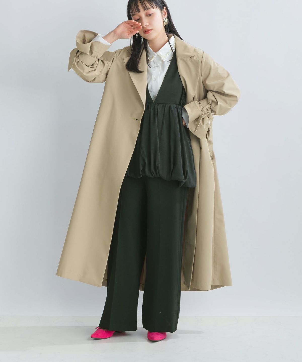 model：H157　着用サイズ：M　ベージュ