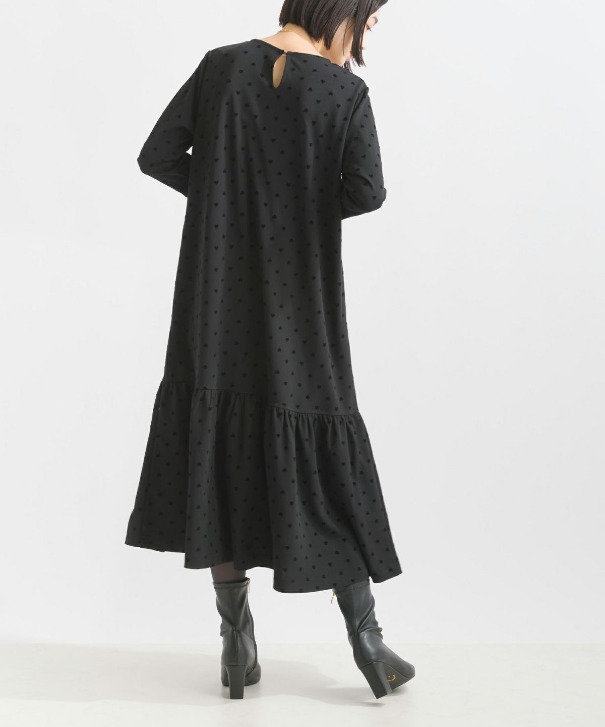 model：H162　着用サイズ：M　ブラック