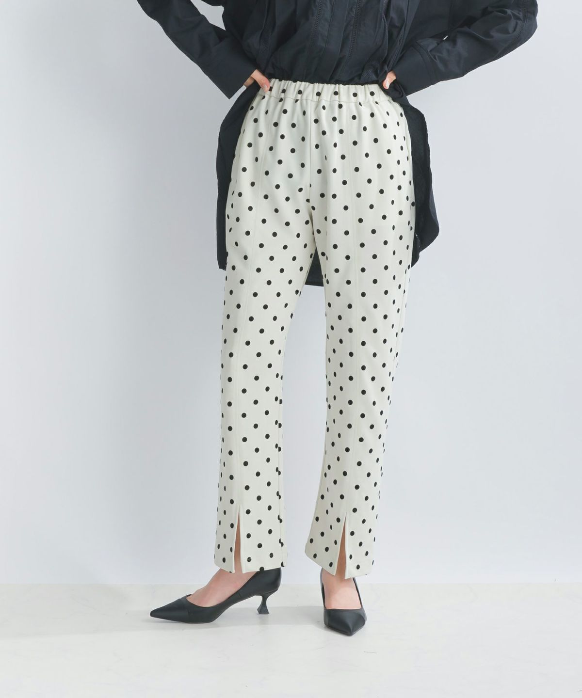 model：H157　着用サイズ：M　オフホワイト